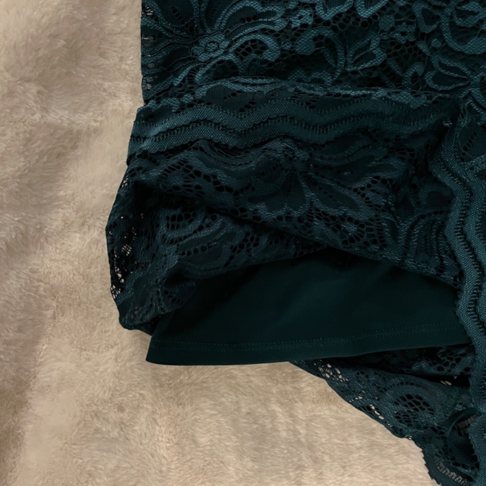 Dress - Picture 3 of 7